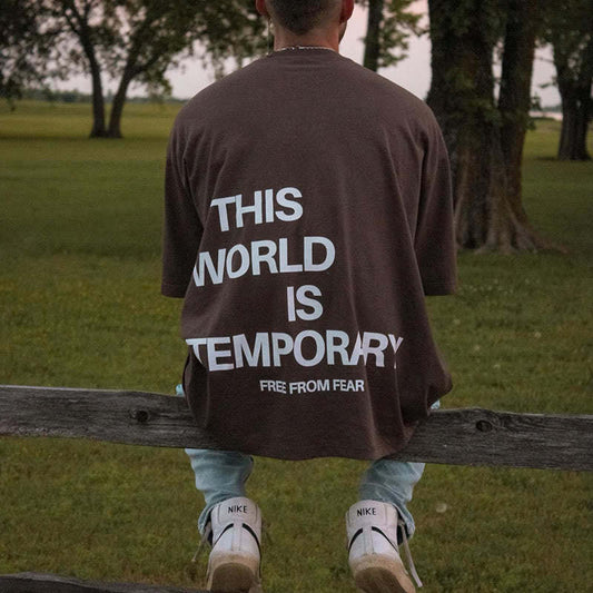 Kurzärmliges T-Shirt mit „This World Is A Temporary“-Aufdruck