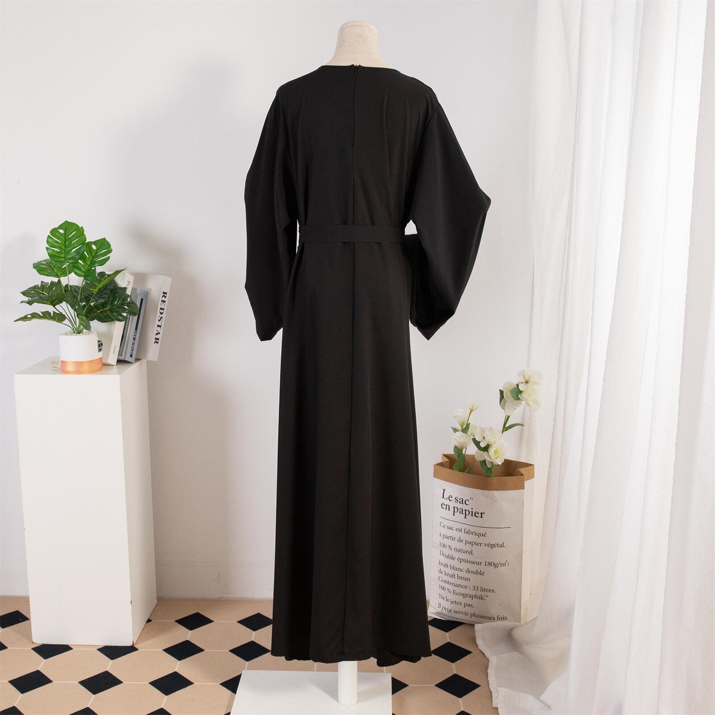 Einfarbiges Islamisches Kleid